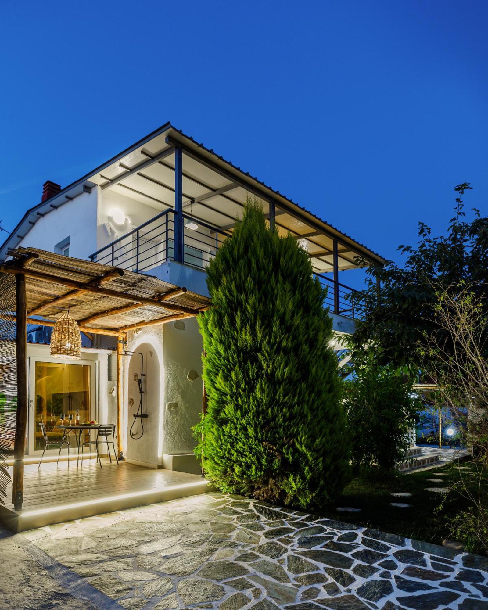 Newly Built All Season Resort Nea Silata Екстериор снимка